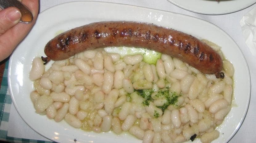 Botifarra amb Mongetes