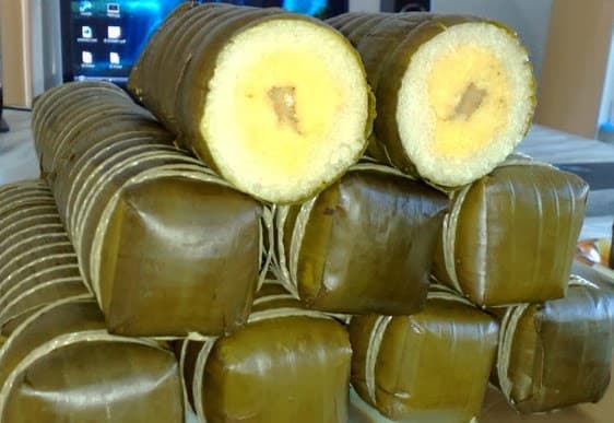 Nom Ansorm (Sticky Rice Cakes)