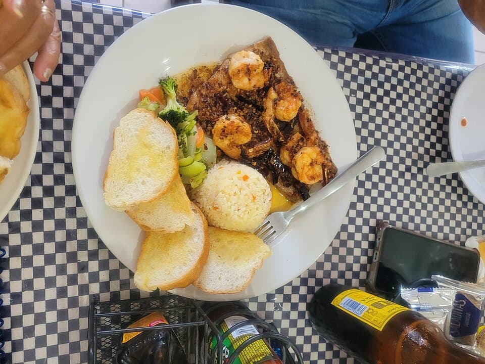 Camarones al Ajillo (Garlic Shrimp)