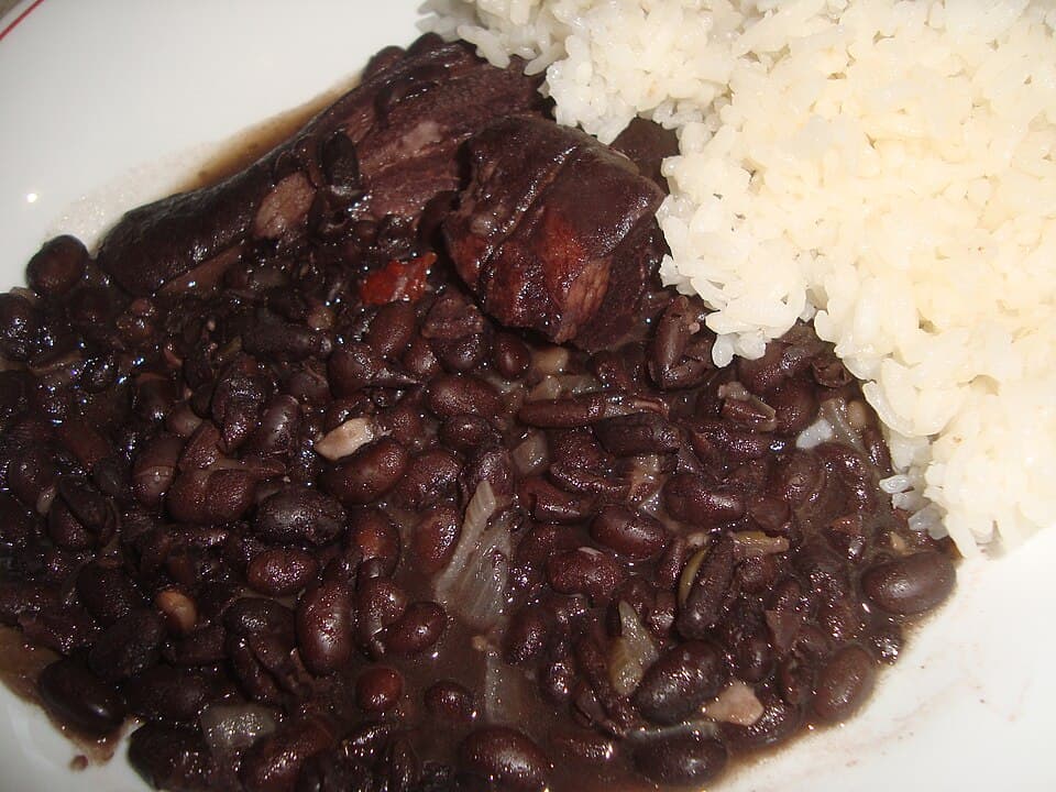 Potaje de Frijoles Negros (Black Bean Soup)