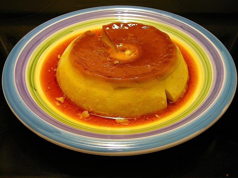 Flan con Dulce de Leche