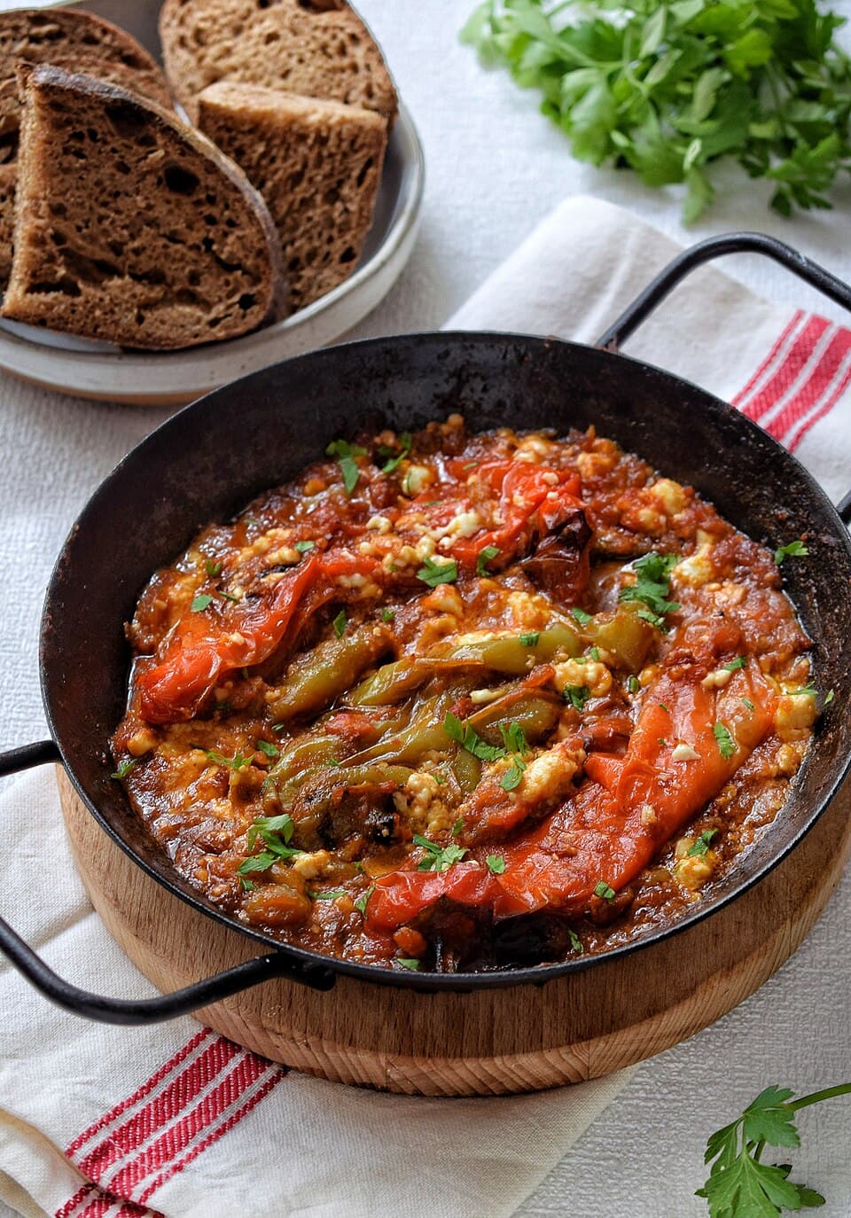 Fërgesë Tirane (Tirana Casserole)