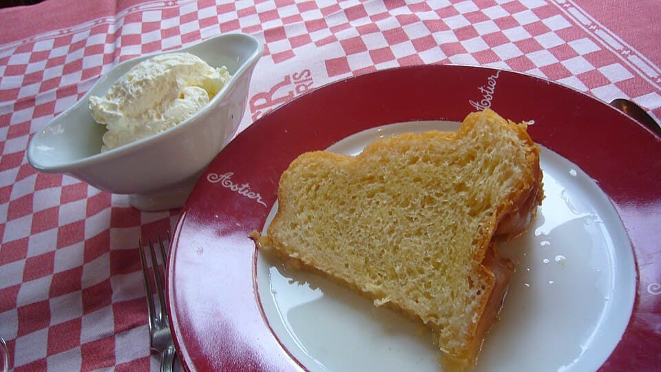 Rum Cake (Rum Kek)