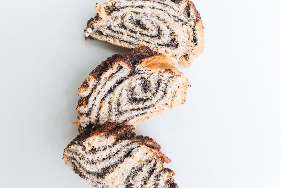 Poppy Seed Roll (Makavets)