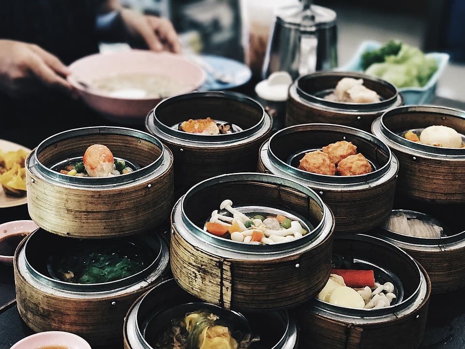 点心 (Diǎnxīn) - Dim Sum