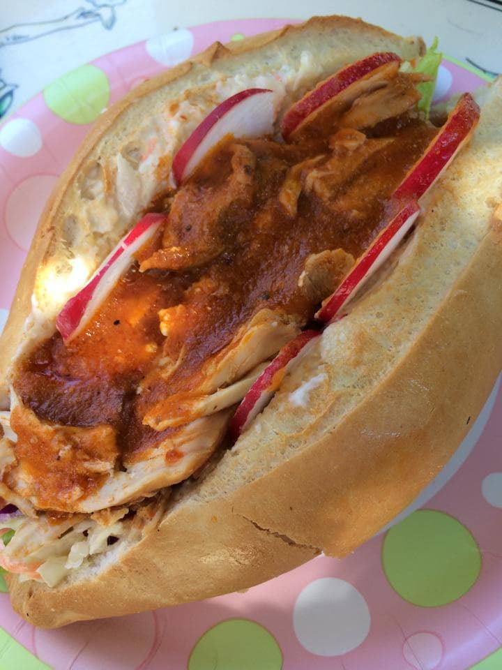 Panes con Pollo (Panes Rellenos)