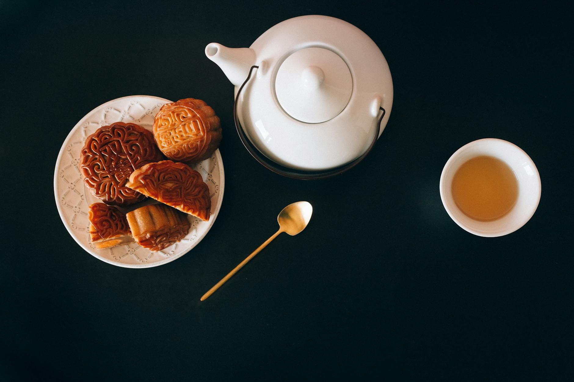 Piparkakut (Gingerbread Cookies)