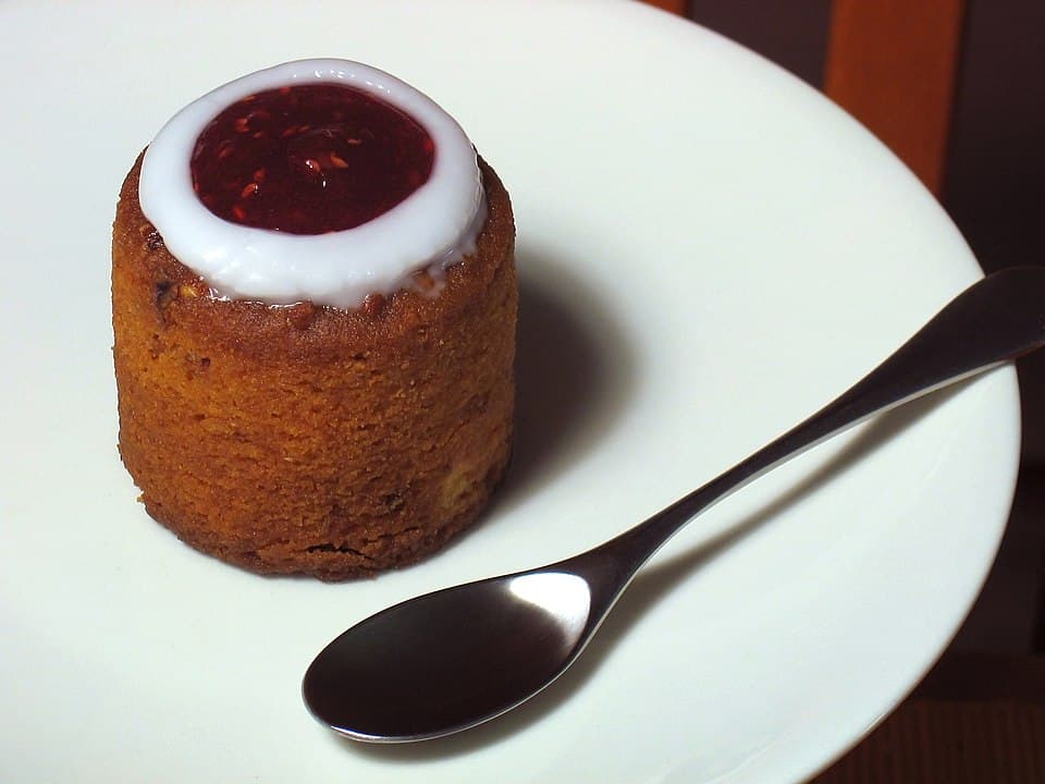 Runebergintorttu (Runeberg Tart)