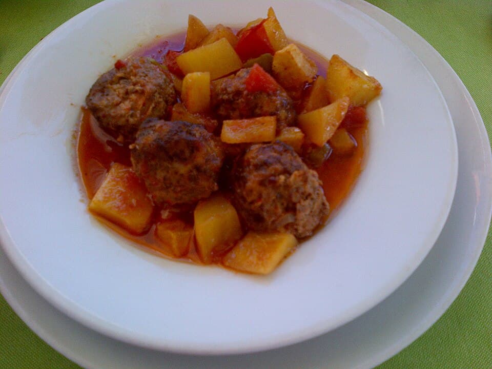 Keftedes (Meatballs)