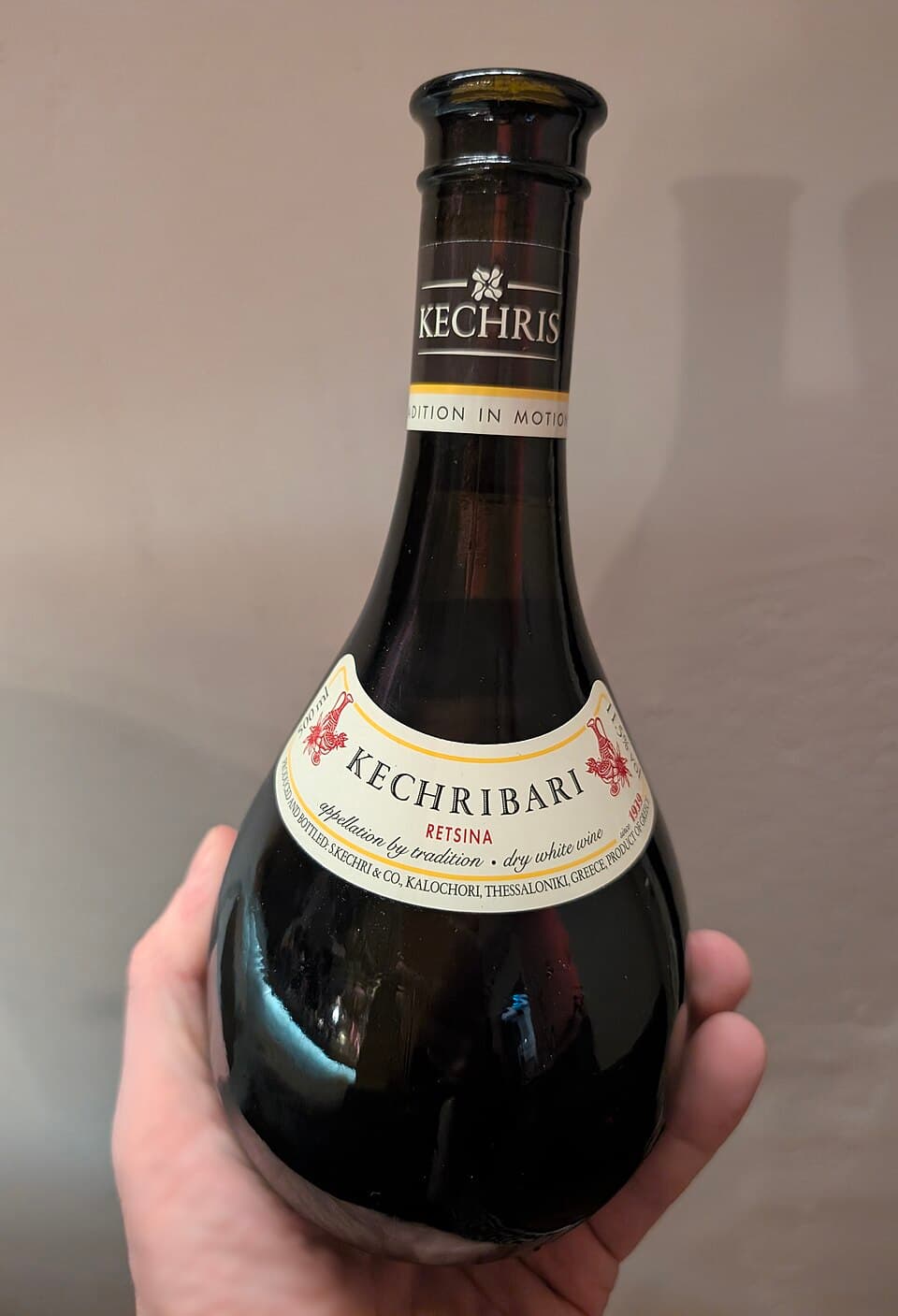 Ρετσίνα (Retsina)