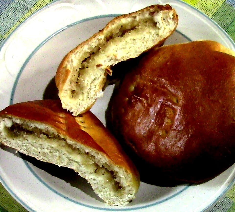 Pan de Coco (Coconut Bread)