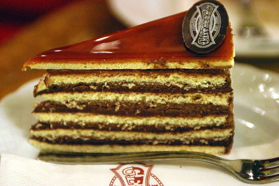 Dobos Torta (Dobos Cake)