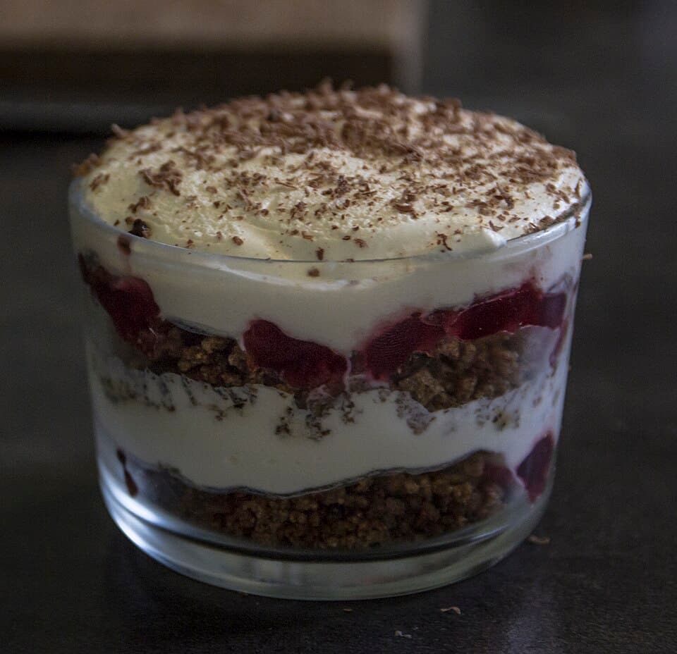 Layered Rye Bread Dessert (Rupjmaizes kārtojums)