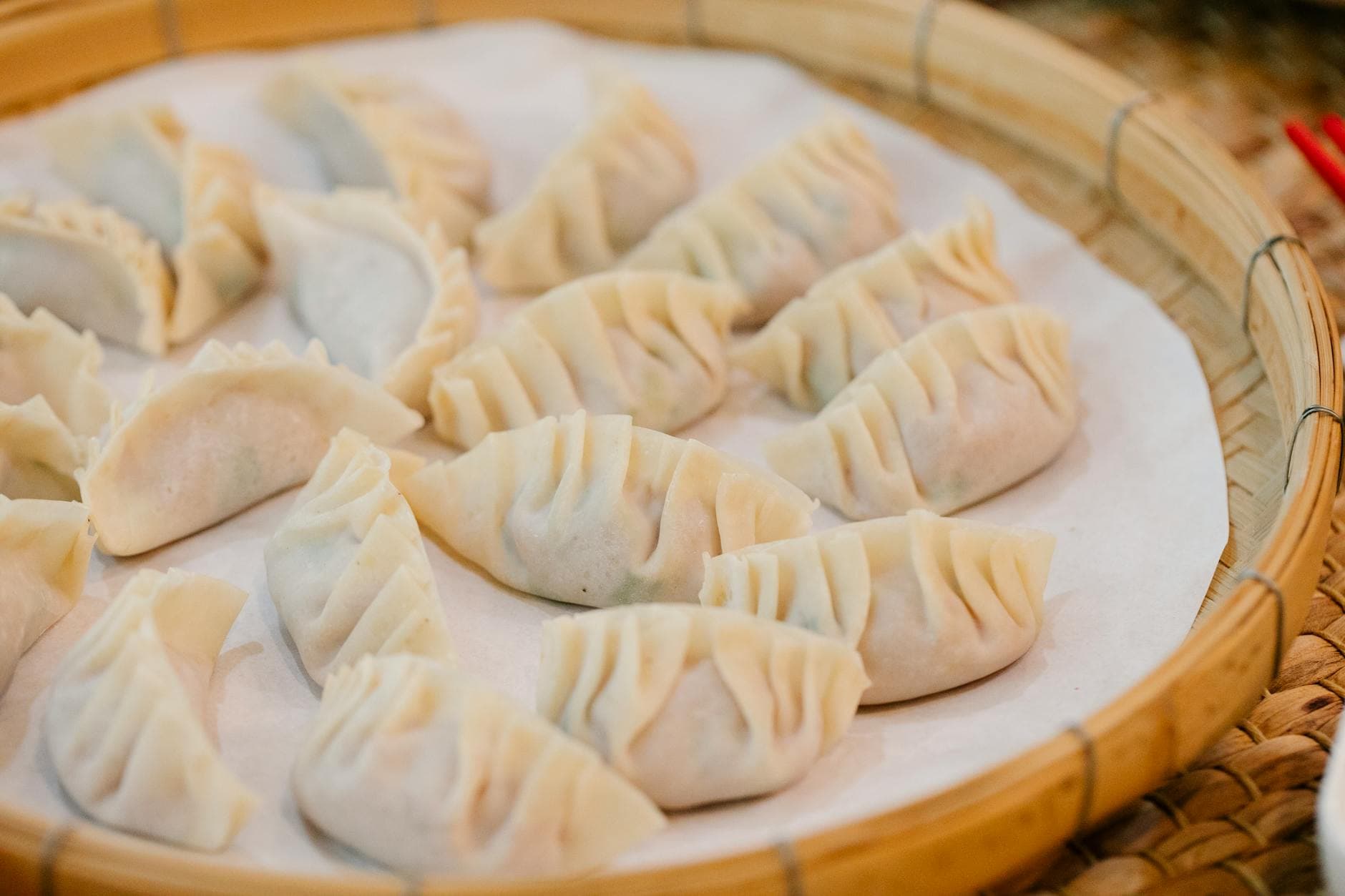 Momos