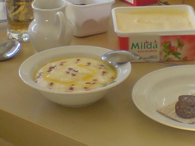 Rømmegrøt (Sour Cream Porridge)