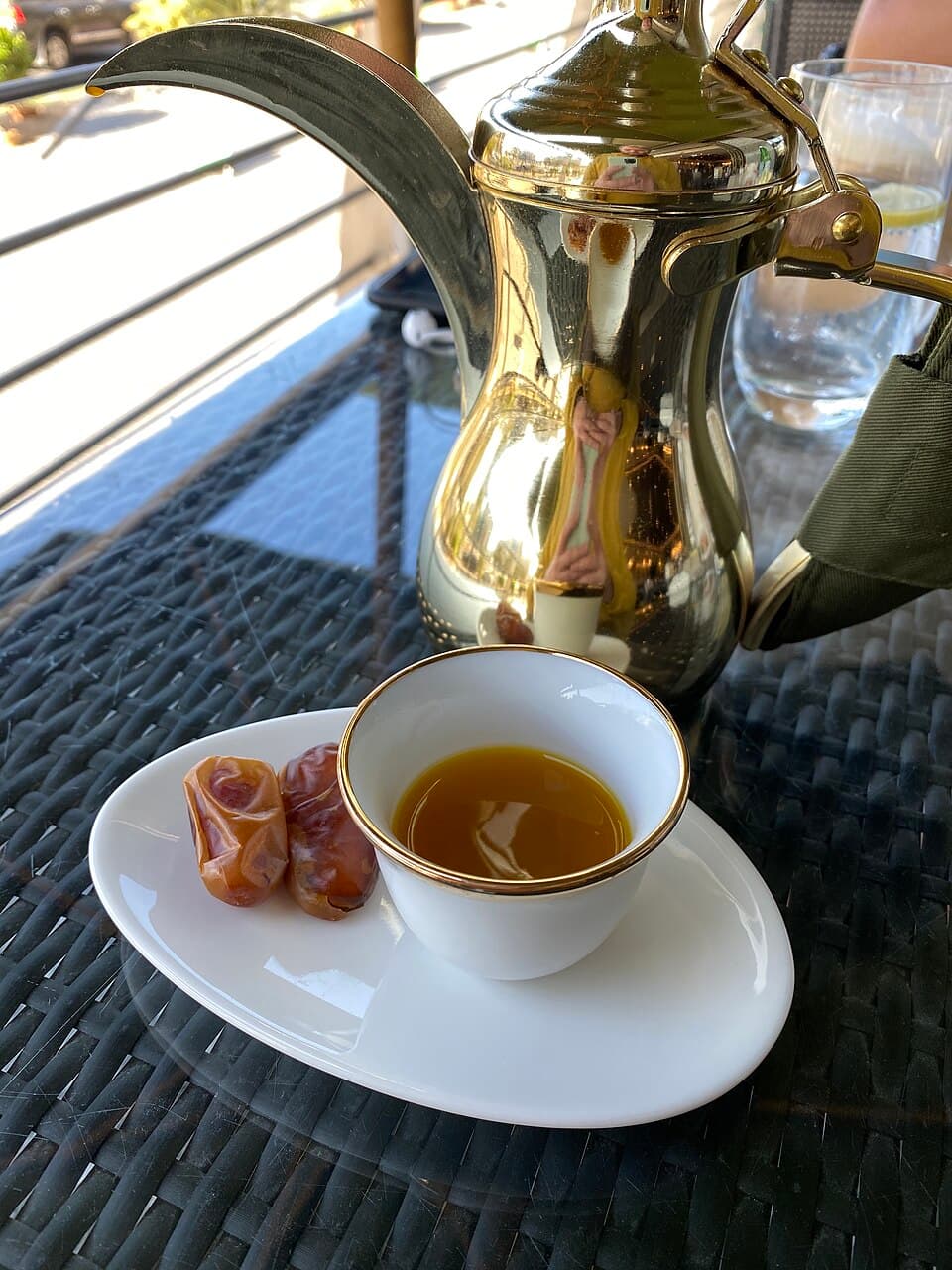Dates & Kahwa (Coffee Ceremony)