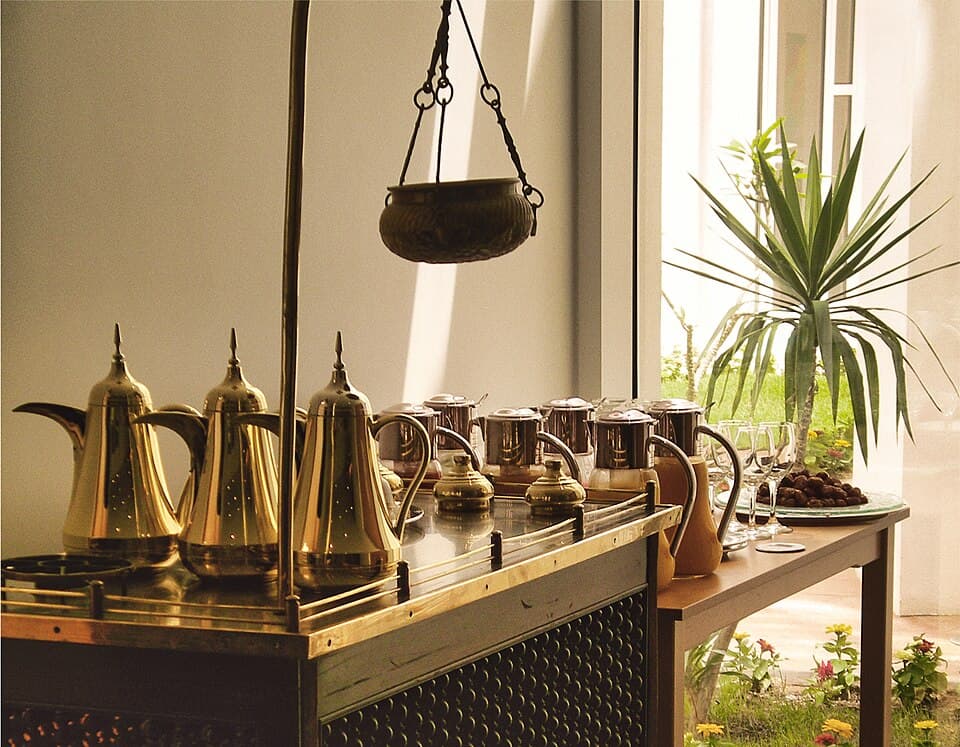 Qatari Dates with Coffee